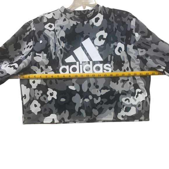 Adidas Sweatshirt Womens Small Black White Camo All Over Print Cropped Pullover - Picture 7 of 10